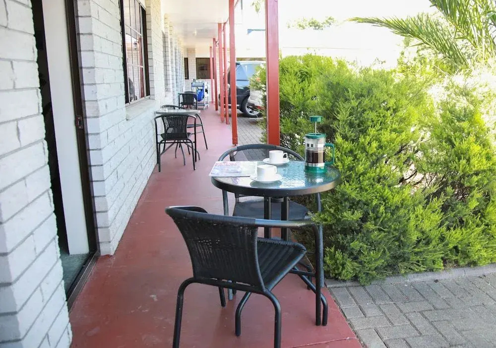 BKs Palm Court Motor Lodge
