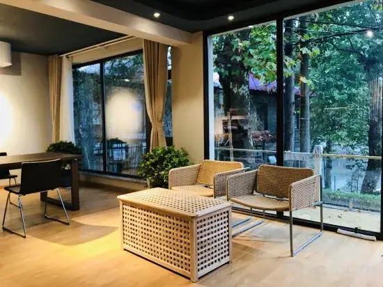 Lushan jiujubushe House