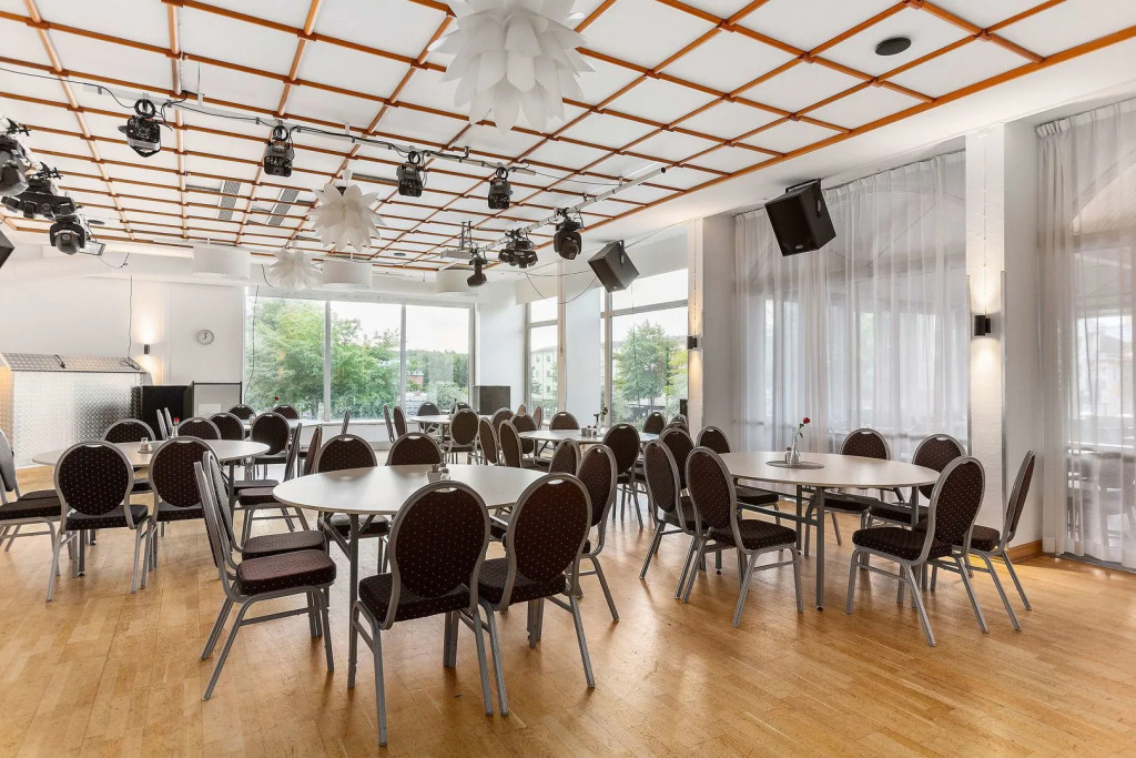 Best Western Hotel Tranas Statt