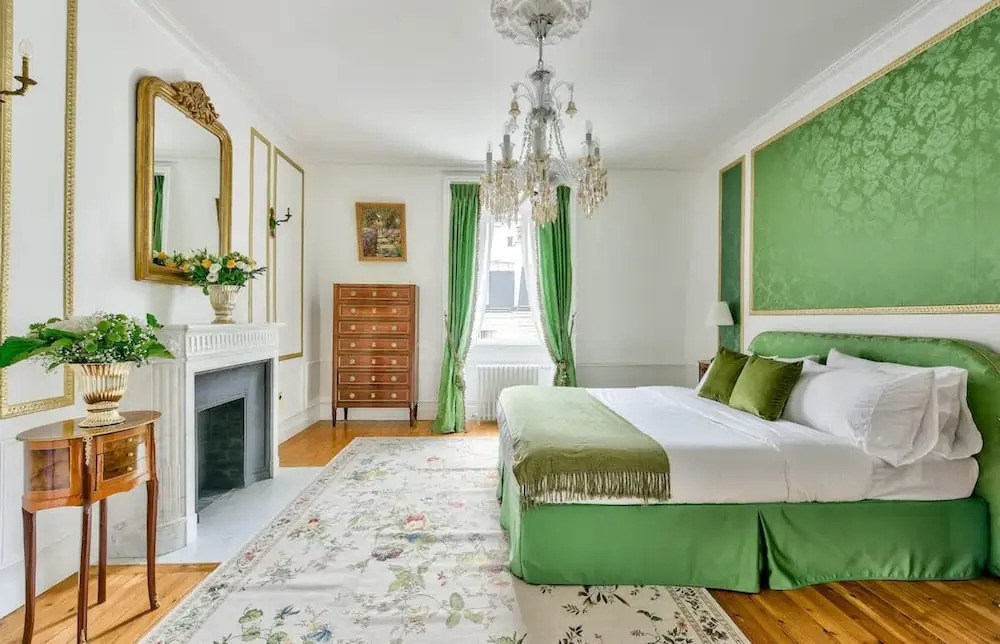 Noble Luxury Residence in the Heart of Paris
