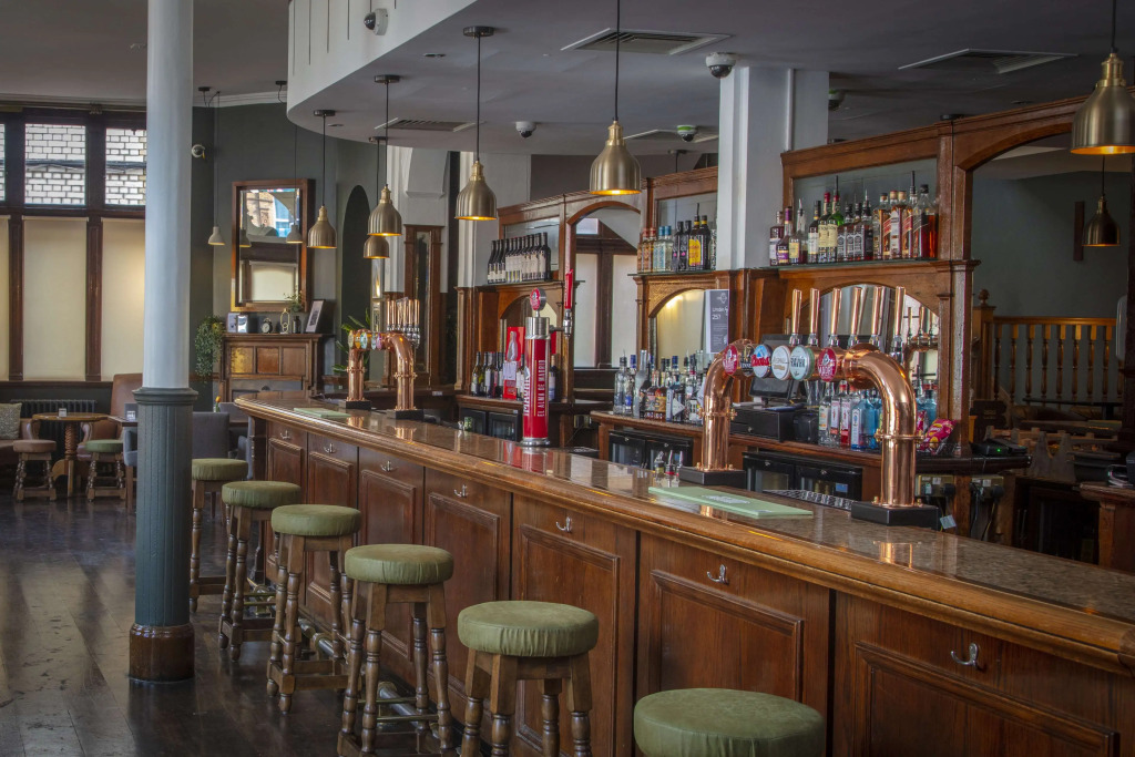 The Crown London, WorldHotels Distinctive