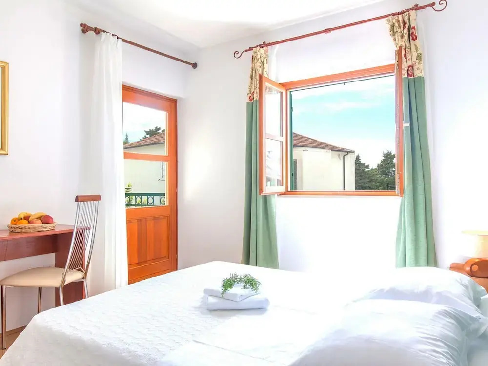 Charming Villa With Spacious Rooms and Private Swimming Pool in the Lavender Island of Hvar