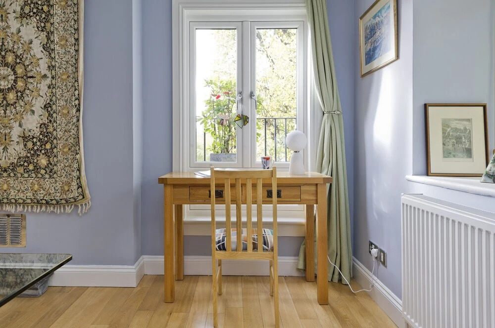 Delightful Apartment in Prime Location Near Hampstead Heath by Underthedoormat