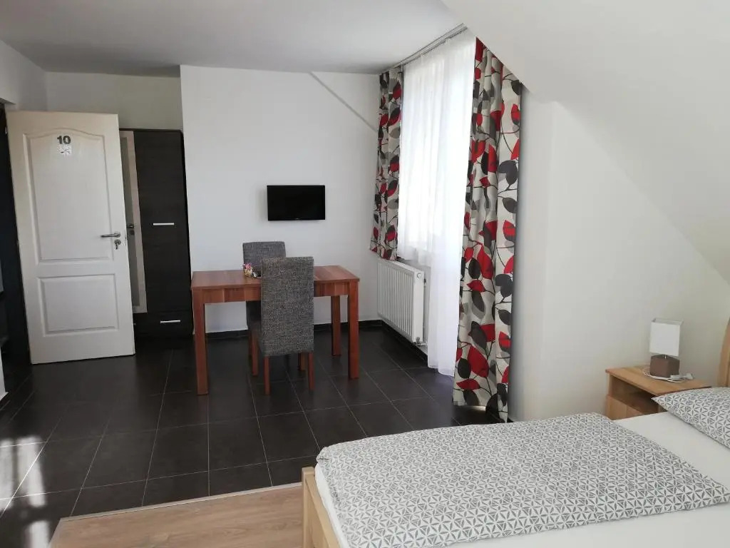 Apartman 25