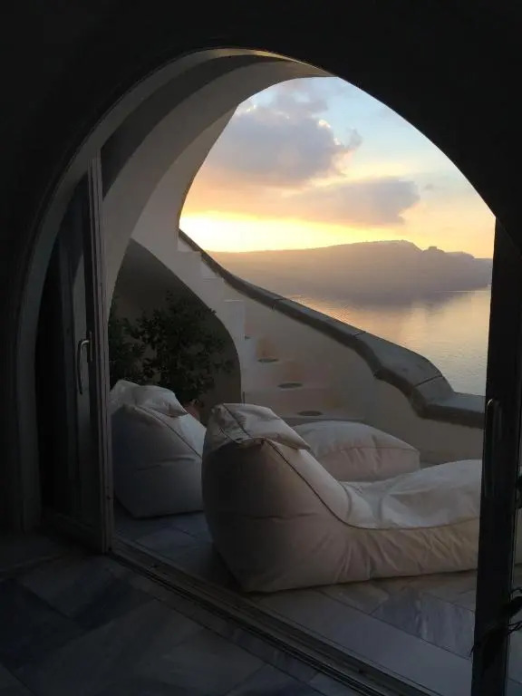Beautiful Oia Villa