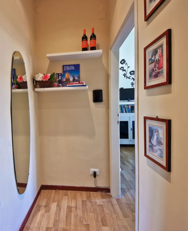 Alfani Suite
