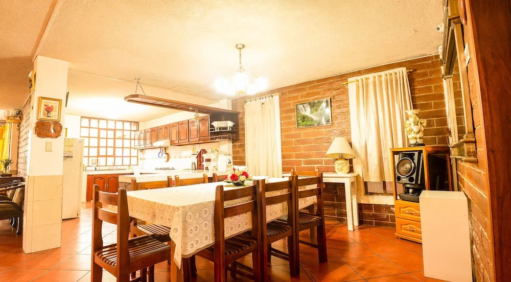 Casa del Huesped