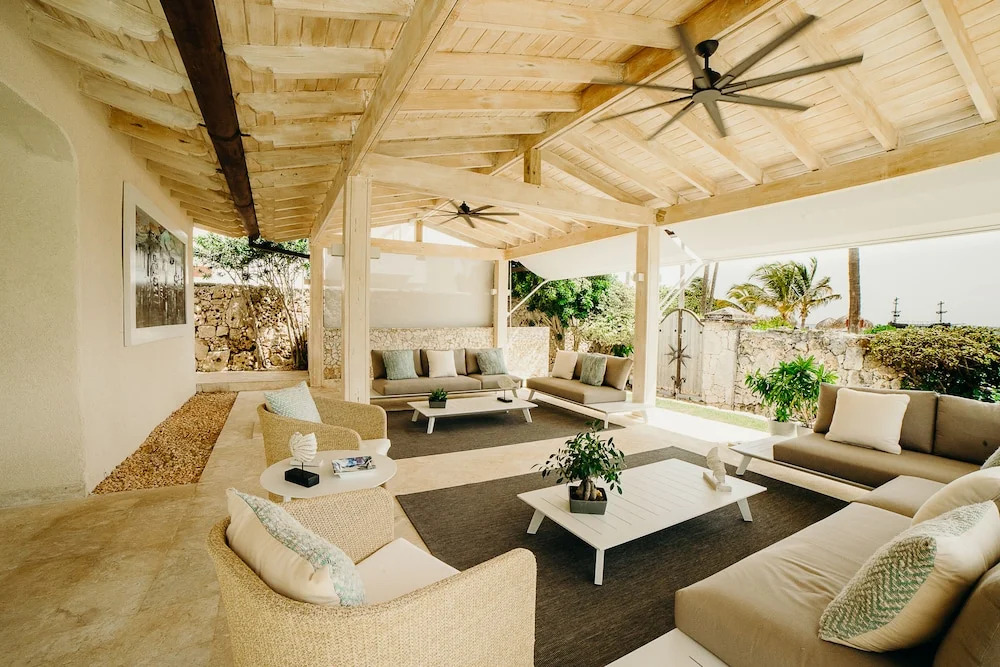 Residence by G Villa Long Beach