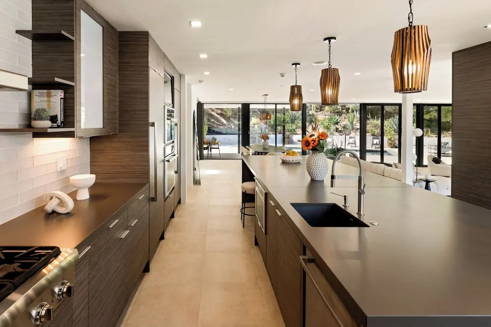 Valea Estate - Secluded Beverly Hills Retreat 1-acre Oasis