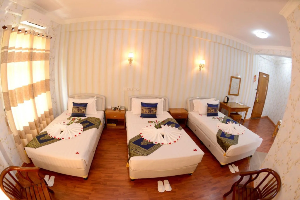 Royal Naung Yoe Hotel