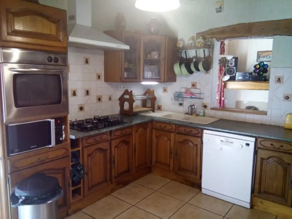 Nice Holiday Home With Swimming Pool and Enclosed Garden