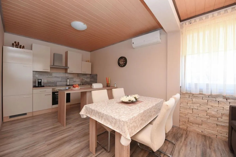 Villa Ivana ZadarVillas