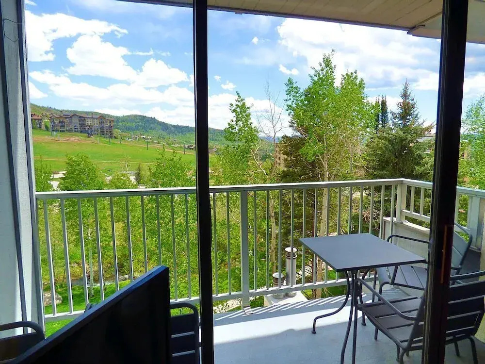 Lift Tickets Heart Of The Base with Private Deck & Fireplace