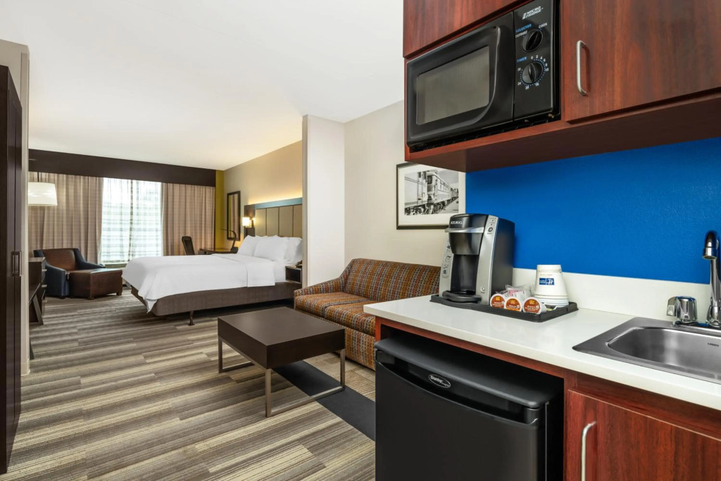 Holiday Inn Express Hotel & Suites Florence I-95 at Hwy 327 by IHG