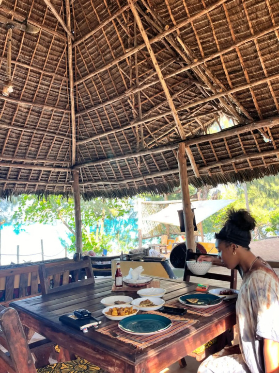 Sazani Beach Lodge and Tidal Lounge