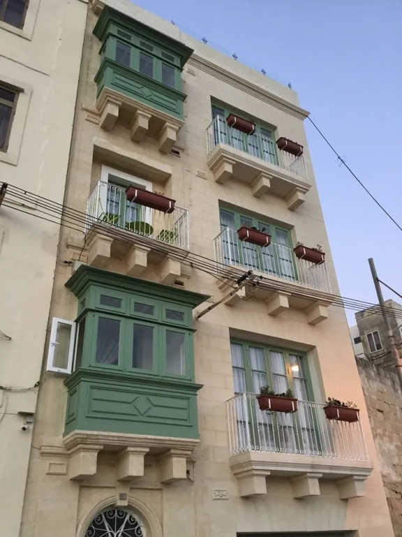 55 Senglea