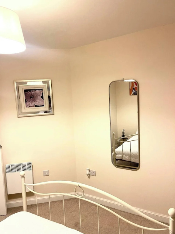 The Luxe Loft 2bed Apartment Free Parking, Fast Wifi & Netflix