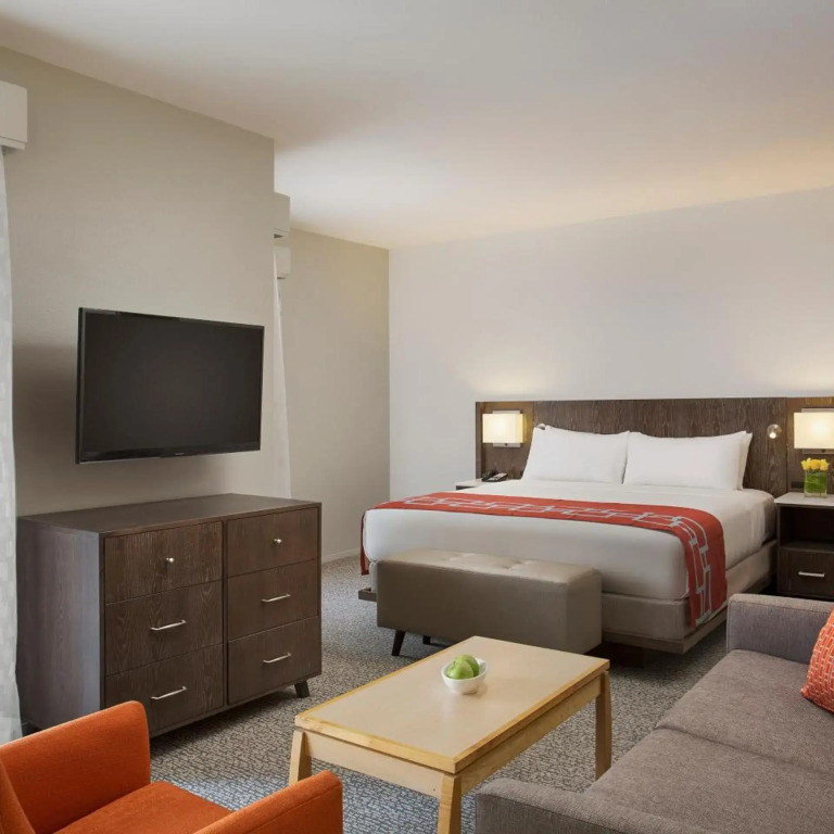 Corporate Inn Sunnyvale - All-Suite Hotel