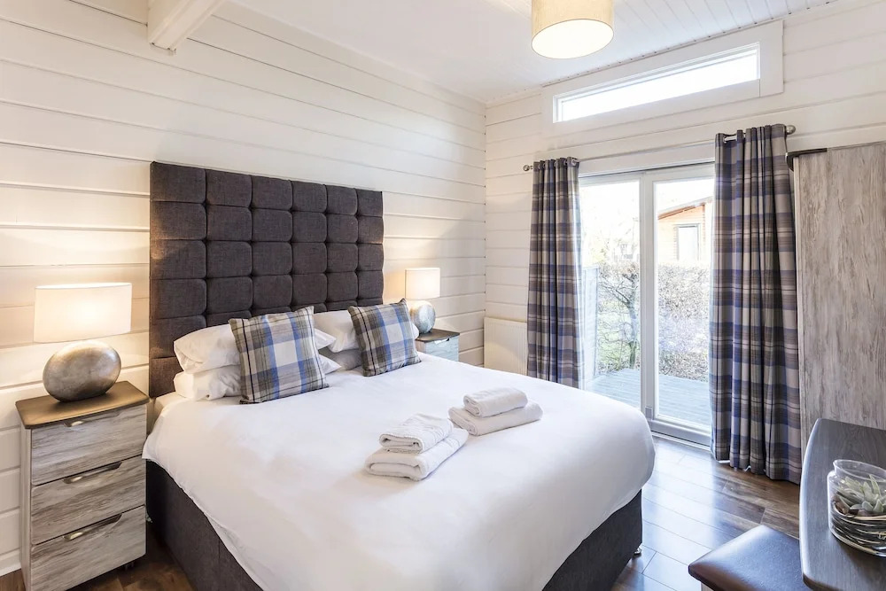 Roydon Marina Village Hotel