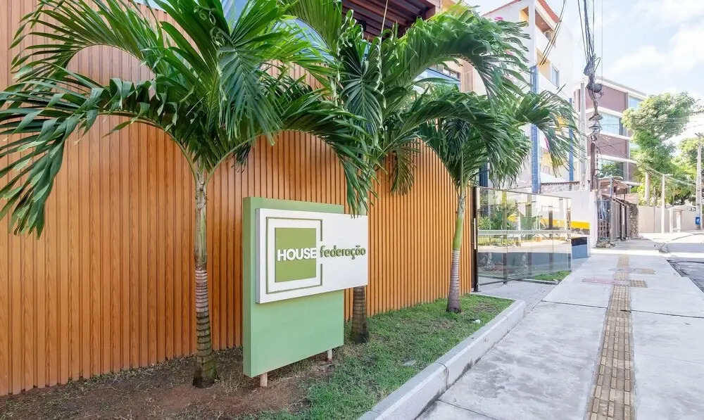 Studio Moderno em cond. c/ piscina HFO0208