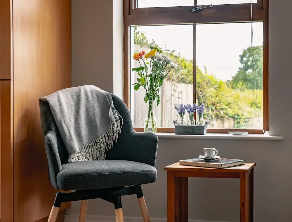 2 Bedroom Home in Kenmare With sea Views to Sleep 4