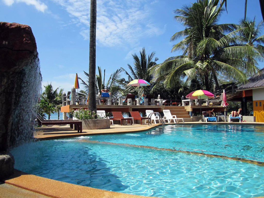 Lanta IL Mare Beach Resort