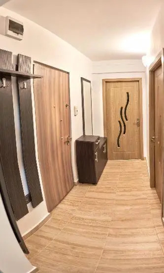 Apartament 2 camere cu loc de parcare