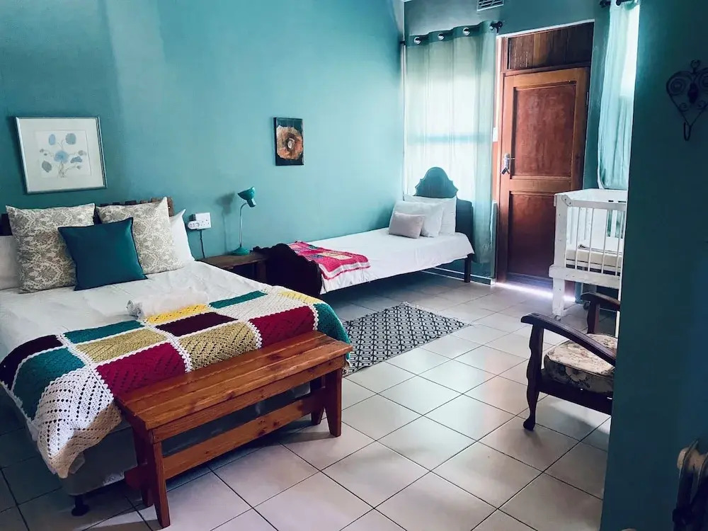 Suzies Huis Restaurant Bed and Breakfast