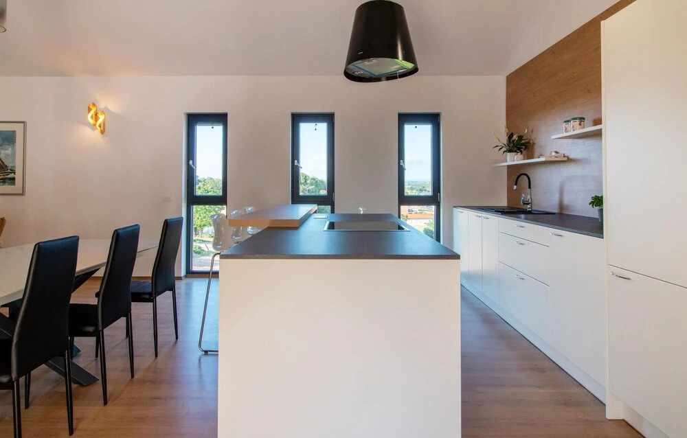 Awesome Home in Vintijan With 3 Bedrooms, Wifi and Outdoor Swimming Pool
