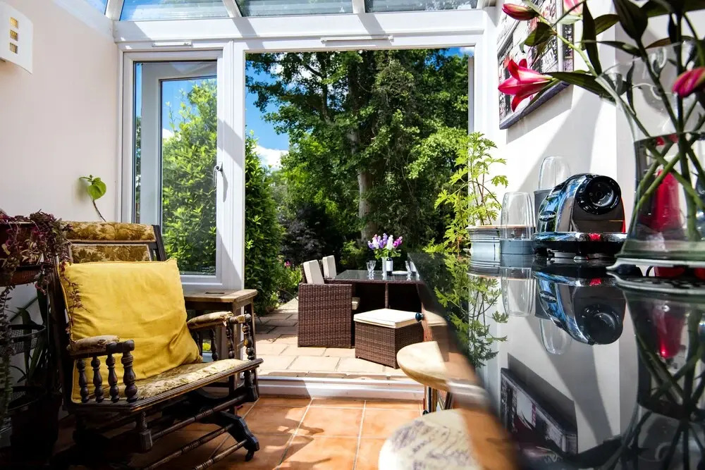 Vintage Twickenham Home By The River Thames