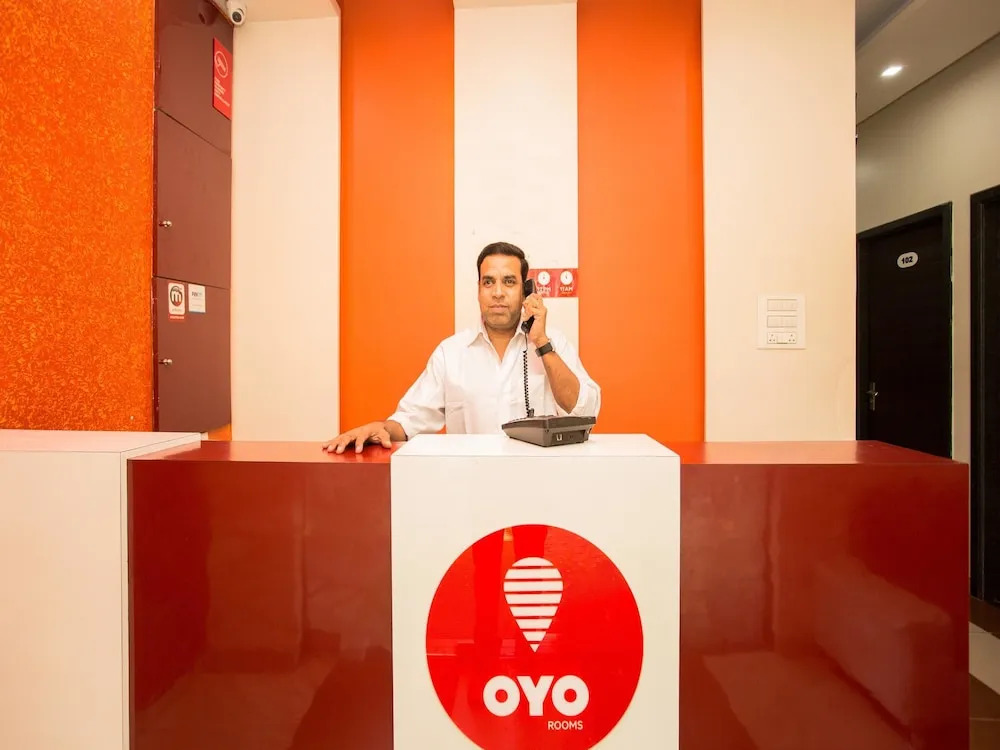 Oyo 7148 Adore Inn
