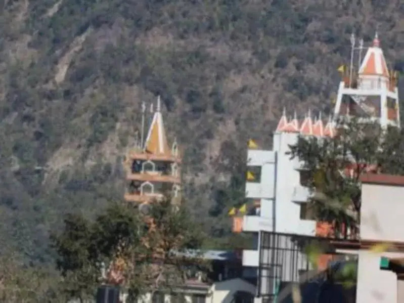Hotel Golden Crown