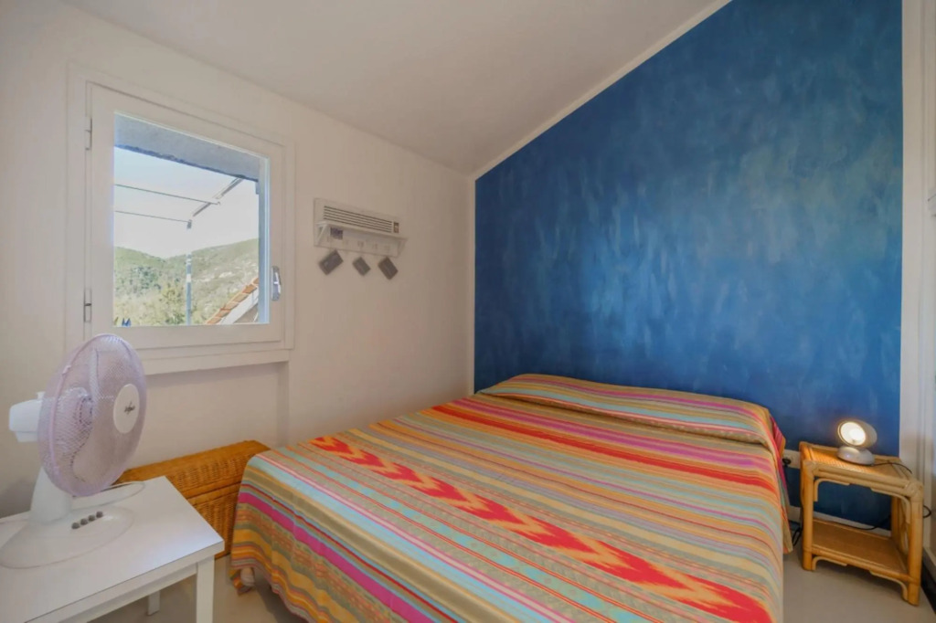 Cala Azzurra in Fetovaia with terrace overlooking the Amazing Gulf-CALA AZZURRA