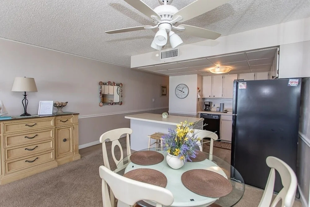 Royal Garden Resort603. 1 Bedroom Condo by RedAwning