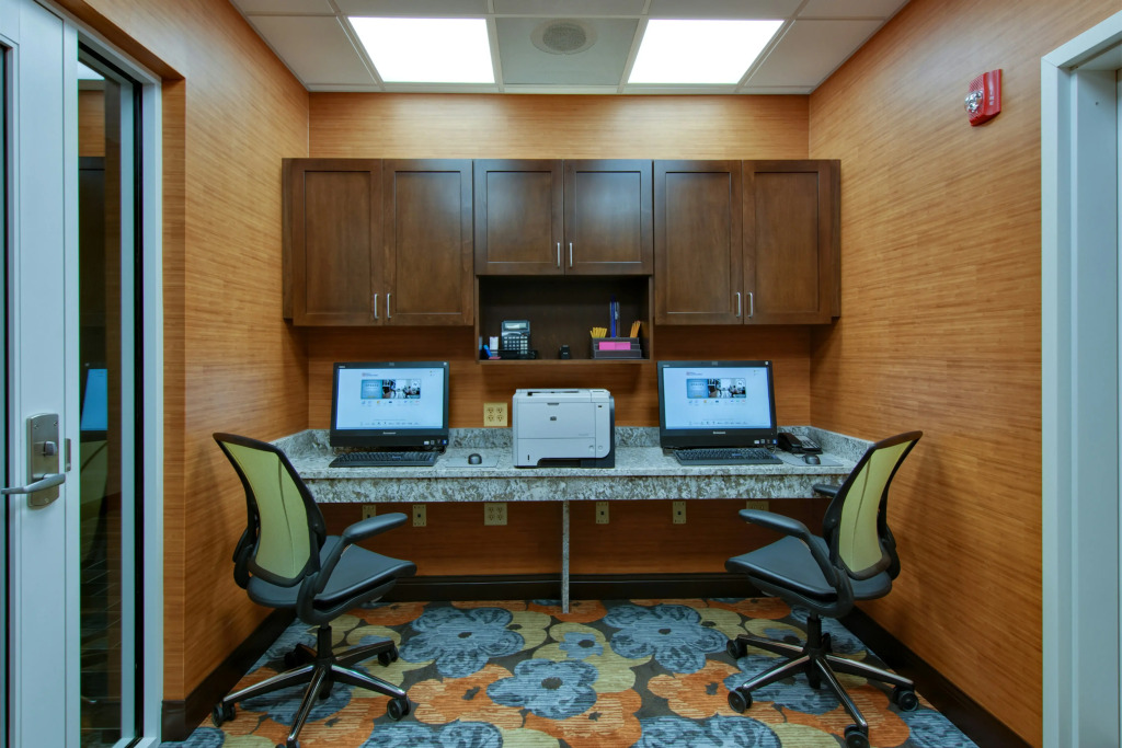Hilton Garden Inn Benton Harbor