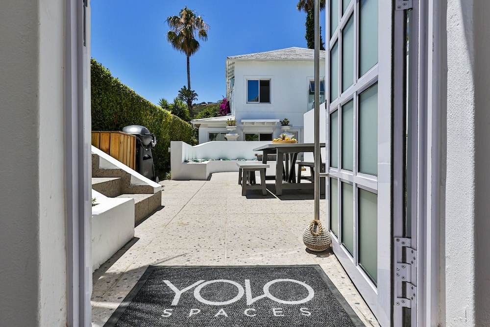 Clifton YOLO Spaces - Clifton Petite Villa