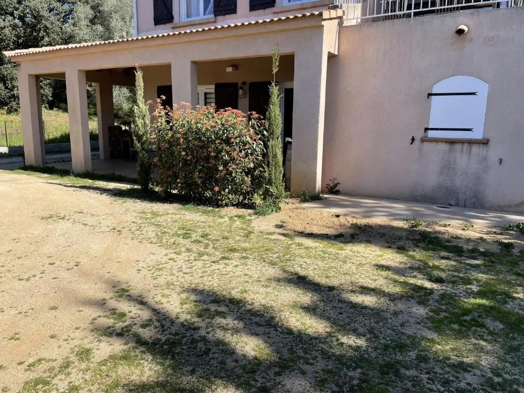 Rez de villa bordure Ajaccio