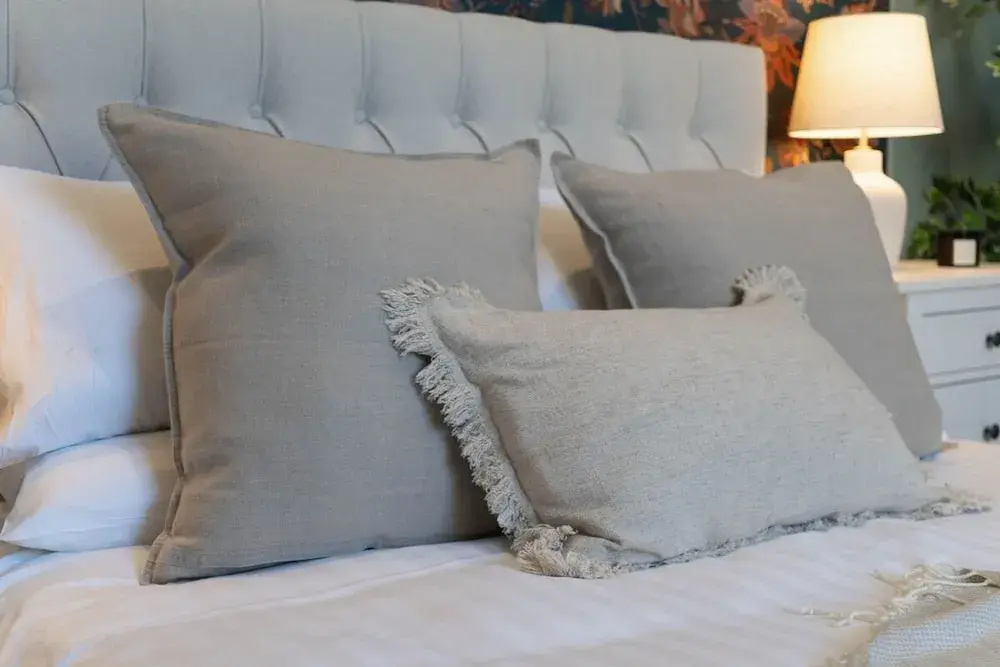 Host Stay Round Hill Apartment
