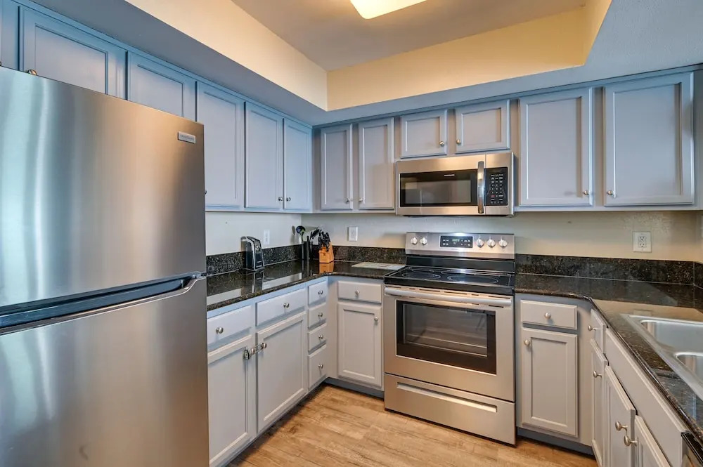 Oceanfront Myrtle Beach Condo w/ Pools & Hot Tubs