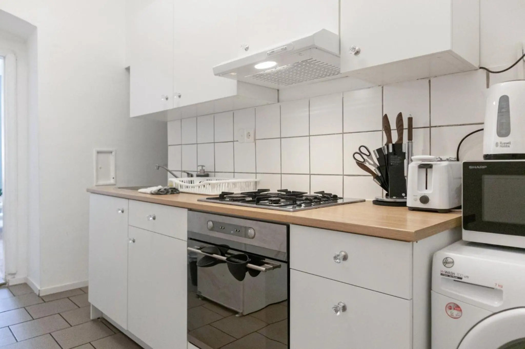 Comfortable 2BR Apt Near Schloss Schönbrunn