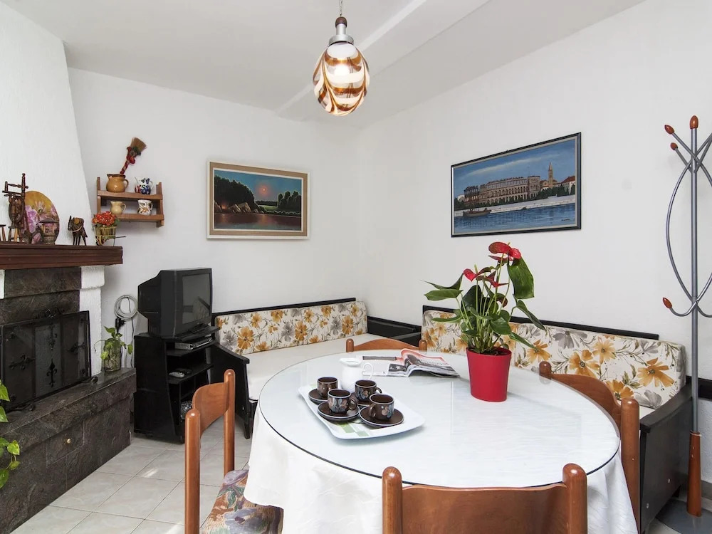 Apartments Amfora Valbandon