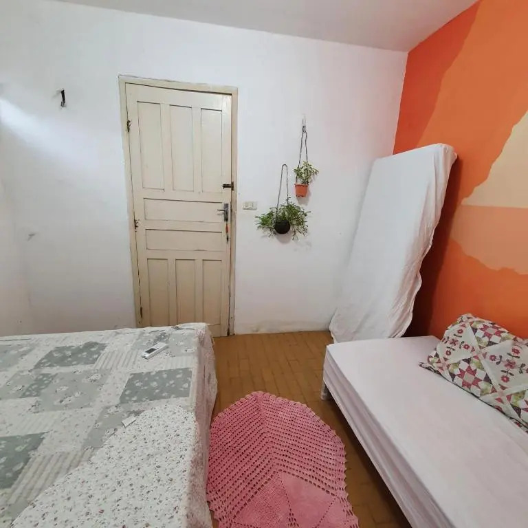 Hostel e Cachaçaria da Cris