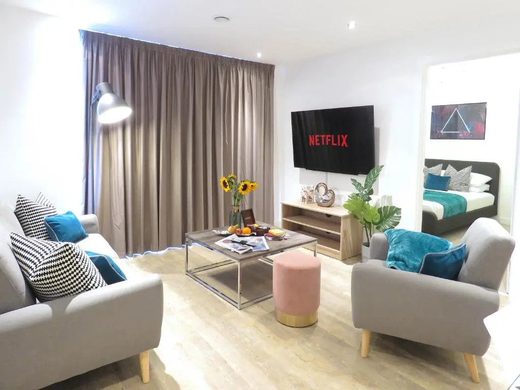 Tudors eSuites Corporate Apartments Birmingham