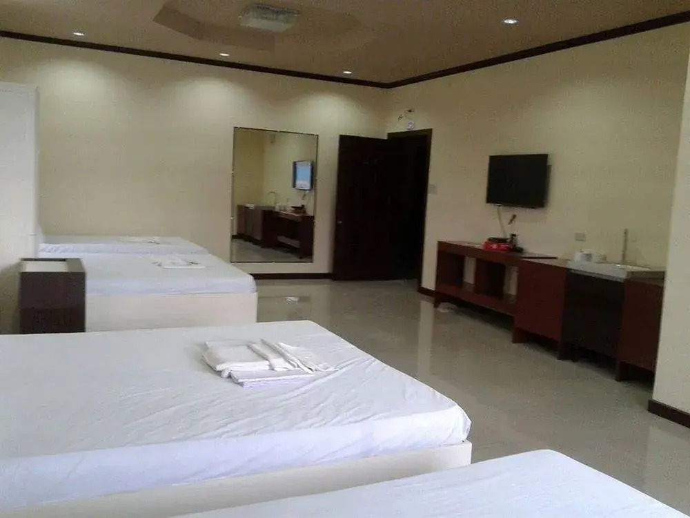 S.R Paradise Beach Resort Hotel