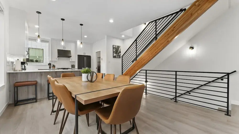 Ballard Hangout - Arcade, Covered Deck, Sleeps 10!