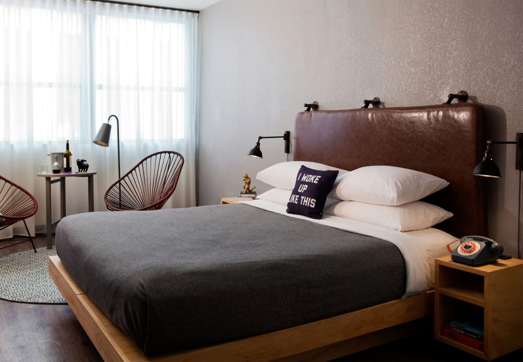 MOXY Seattle Downtown