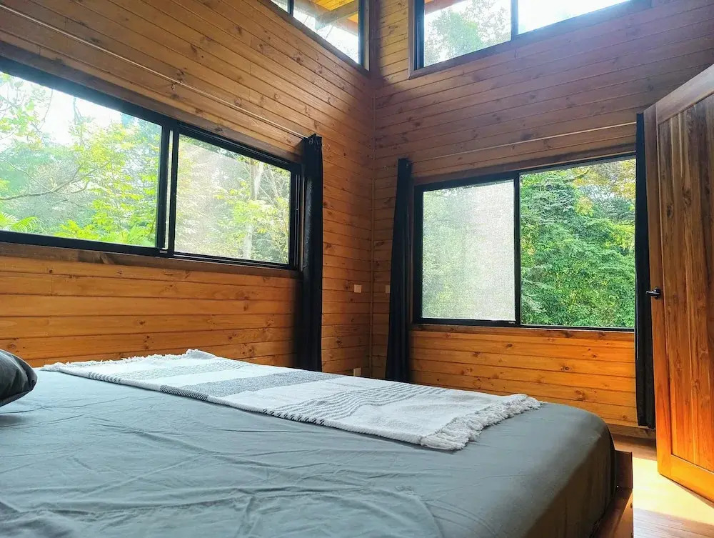 Thoas Lodge