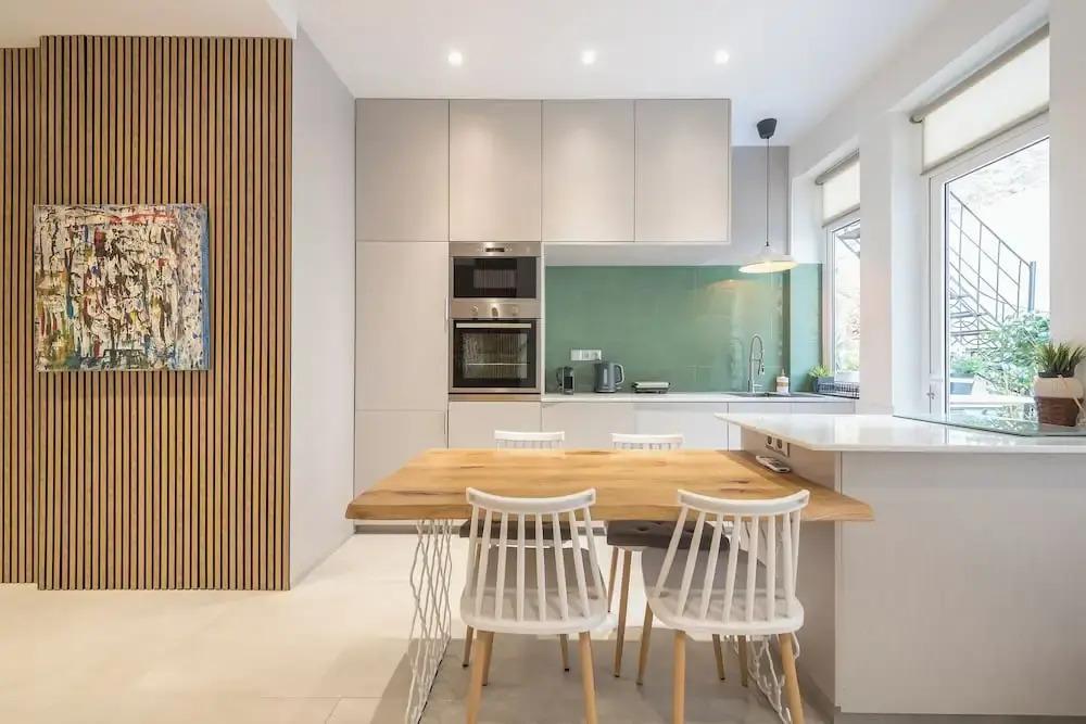 Stunning Design 1BR  Secret Garden