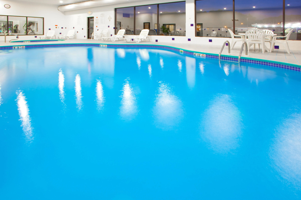 Holiday Inn Express Hotel & Suites ELKINS by IHG