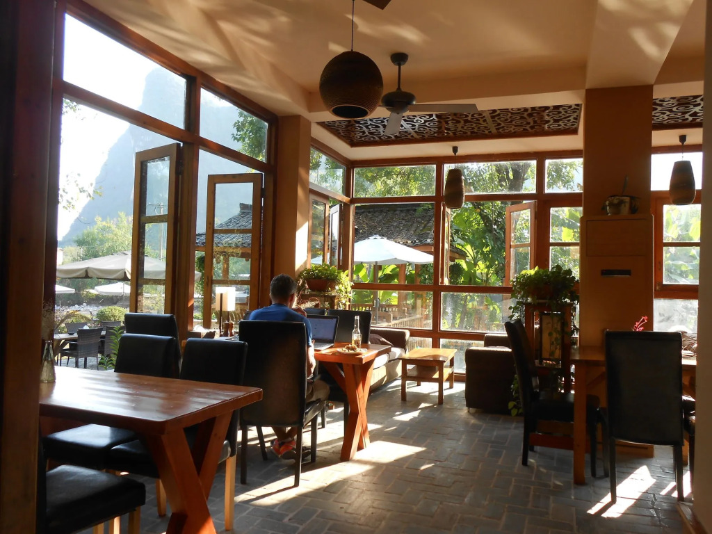 Moondance Hotel